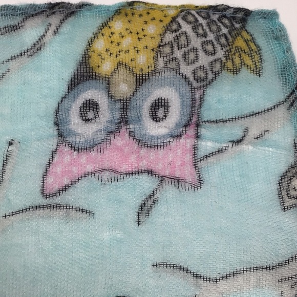 Altamar by Monica Q scarf/shawl - Picture 7 of 7